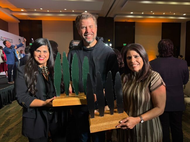 Paola Fabián, Juan Fabián y Ninoska Suárez reciben reconocimiento