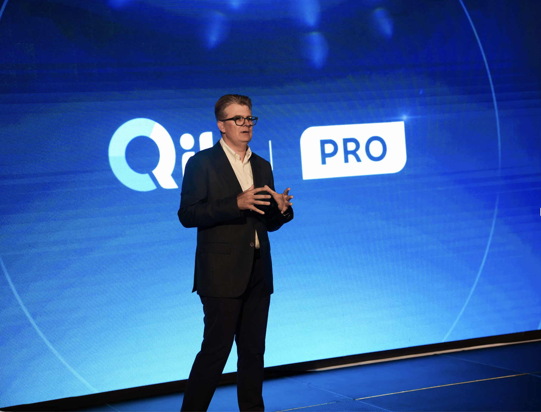 Arturo Grulloěn – Lanzamiento Qik Pro