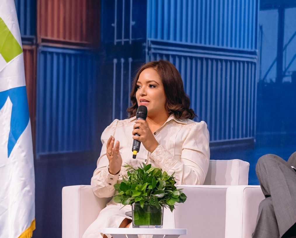 Jennifer-Troncoso-directora-ejecutiva-1014×815-1