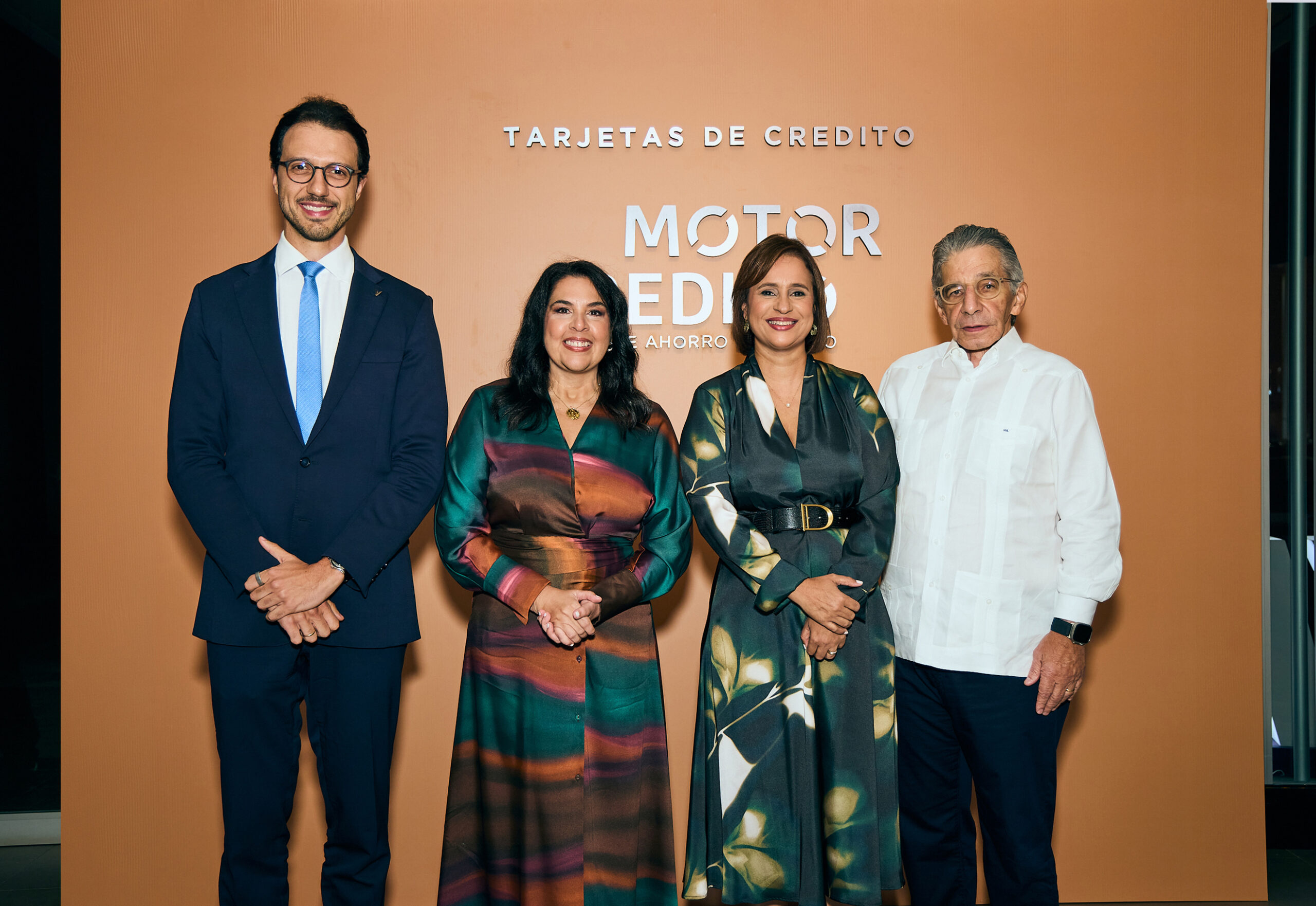 Gustavo Turquia, Helen Villar, Benahuare Pichardo y Miguel Barletta